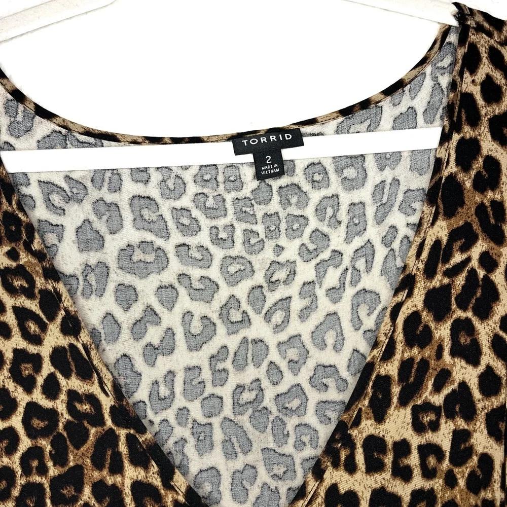 Torrid Leopard Button-Front Dress Size 2 - Picture 10 of 12